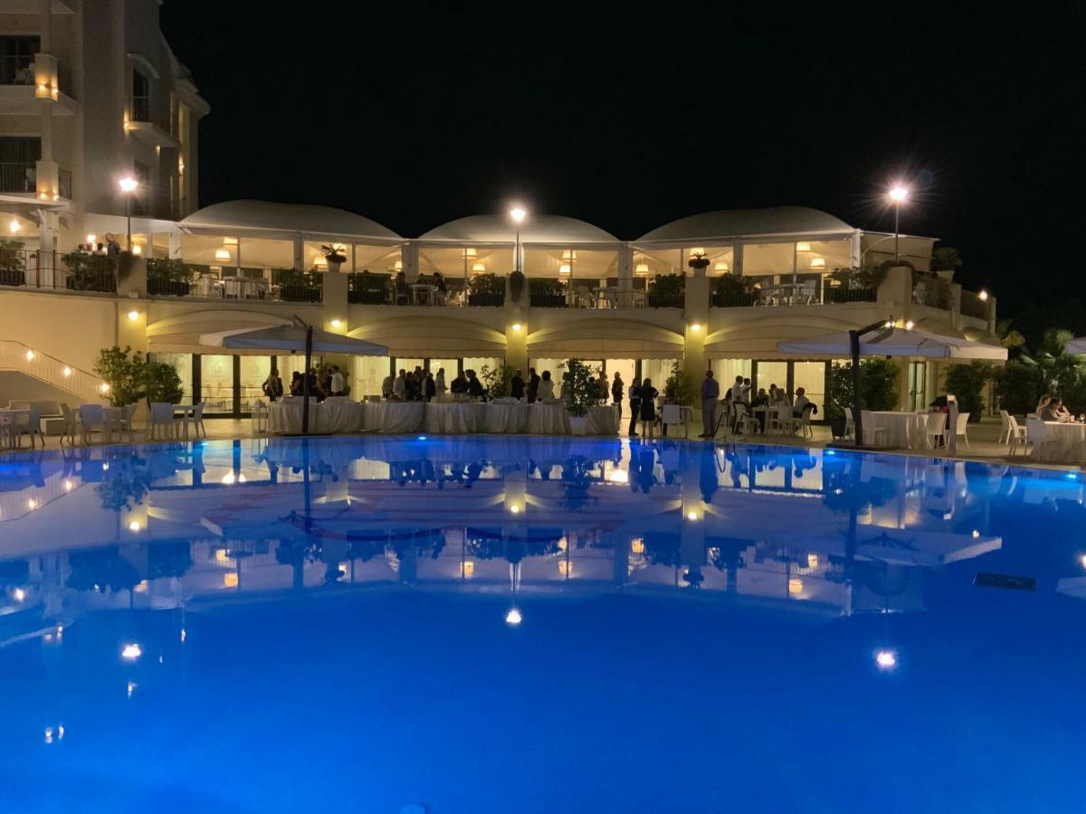 Grand Hotel Balestrieri Torre Melissa Exterior photo