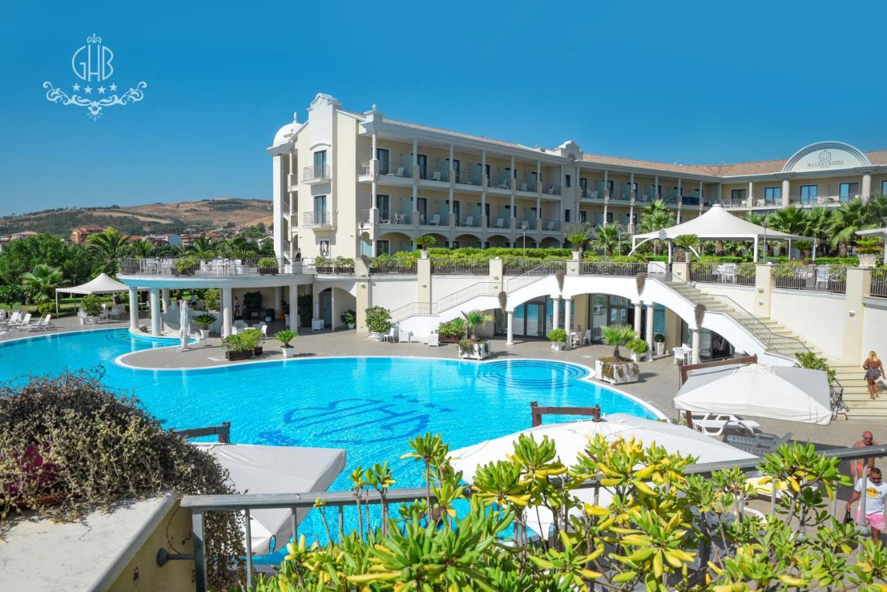 Grand Hotel Balestrieri Torre Melissa Exterior photo
